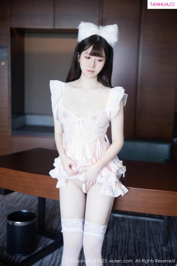   [XiuRen]高清写真图 2023.11.02 No.7602 林悠悠 丝袜女仆第20张图片